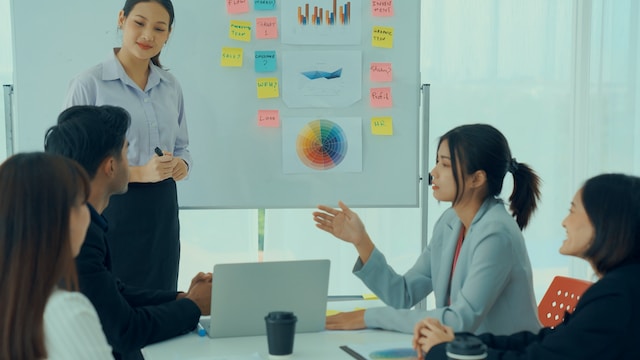 Sales Outsourcing for Startups: Perks and Pitfalls